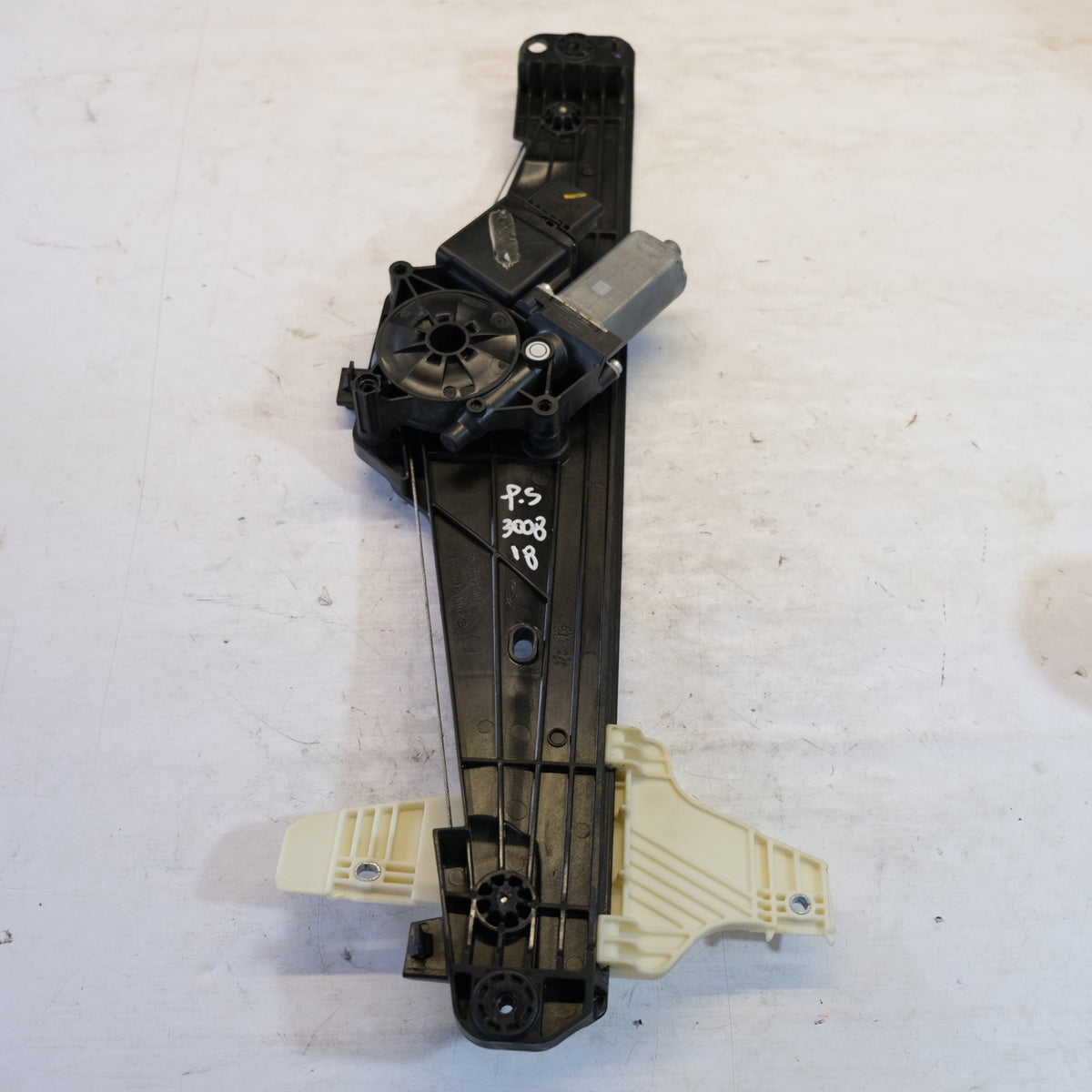 9811793480 MOTORINO ALZAVETRO POSTERIORE SINISTRO PEUGEOT 3008 2016/2023 c134