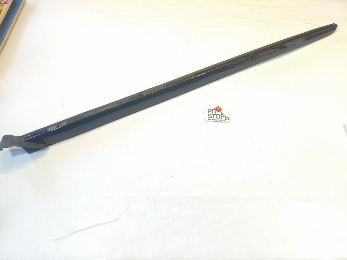 9817213777 MODANATURA PARABREZZA ANTERIORE PEUGEOT 308 3008 2° SERIE 2014-2020 10S