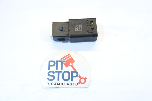 98313506VV 98380610VV PRESA USB PEUGEOT 2008 ASTRA L 2019> 10G PULSVAR