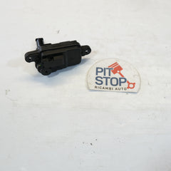 8V0862159B ATTUATORE MOTORINO SPORTELLINO CARBURANTE AUDI Q2 2016> 10S