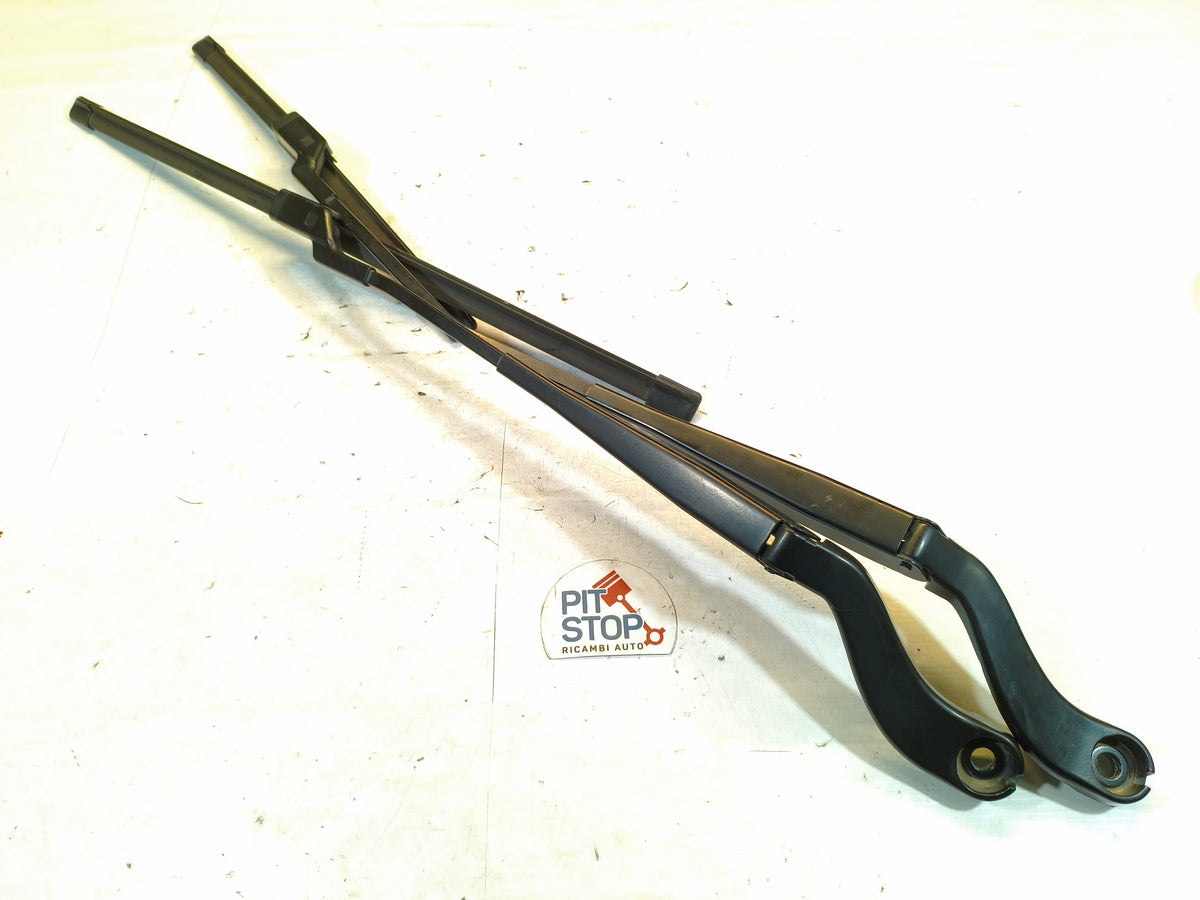 CN15-17526-DC CN15-17527-DC BRACCI TERGI ANTERIORI FORD ECOSPORT 2012-2022 51S