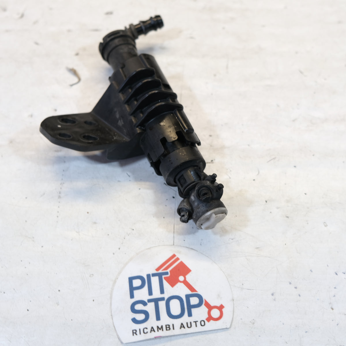 D7986-02590 UGELLO SPRUZZINI LAVAFARI HYUNDAI TUCSON 2017 12S