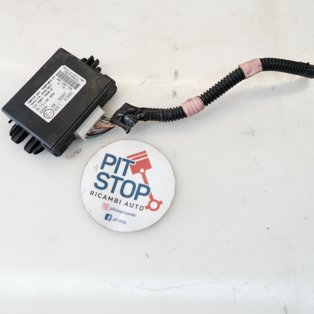897800D010 CENTRALINA CHIUSURA CENTRALIZZATA TOYOTA Yaris 2006/2011