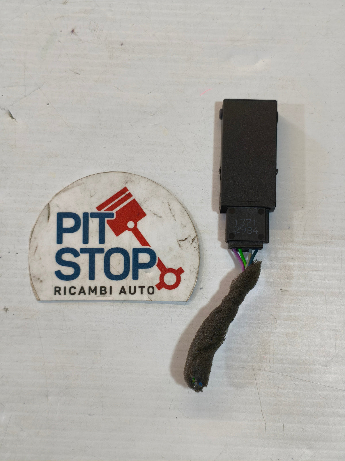 13317917 PORTA INGRESSO AUX OPEL INSIGNA A 2008-2013 10GH