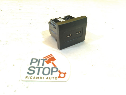 A2478208402 PORTA USB MERCEDES GLA H247 20> 10G