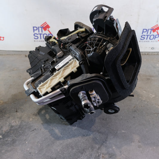 K8D2-19B555-AE APPARATO RISCALDAMENTO STUFA LAND ROVER EVOQUE L551 2019 51