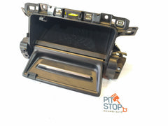 MOU22870 MOU023072 MOU23035 CASETTO CENTRALE VANO PORTAOGGETTI PEUGEOT 208 2019> 12SCARTPEUG