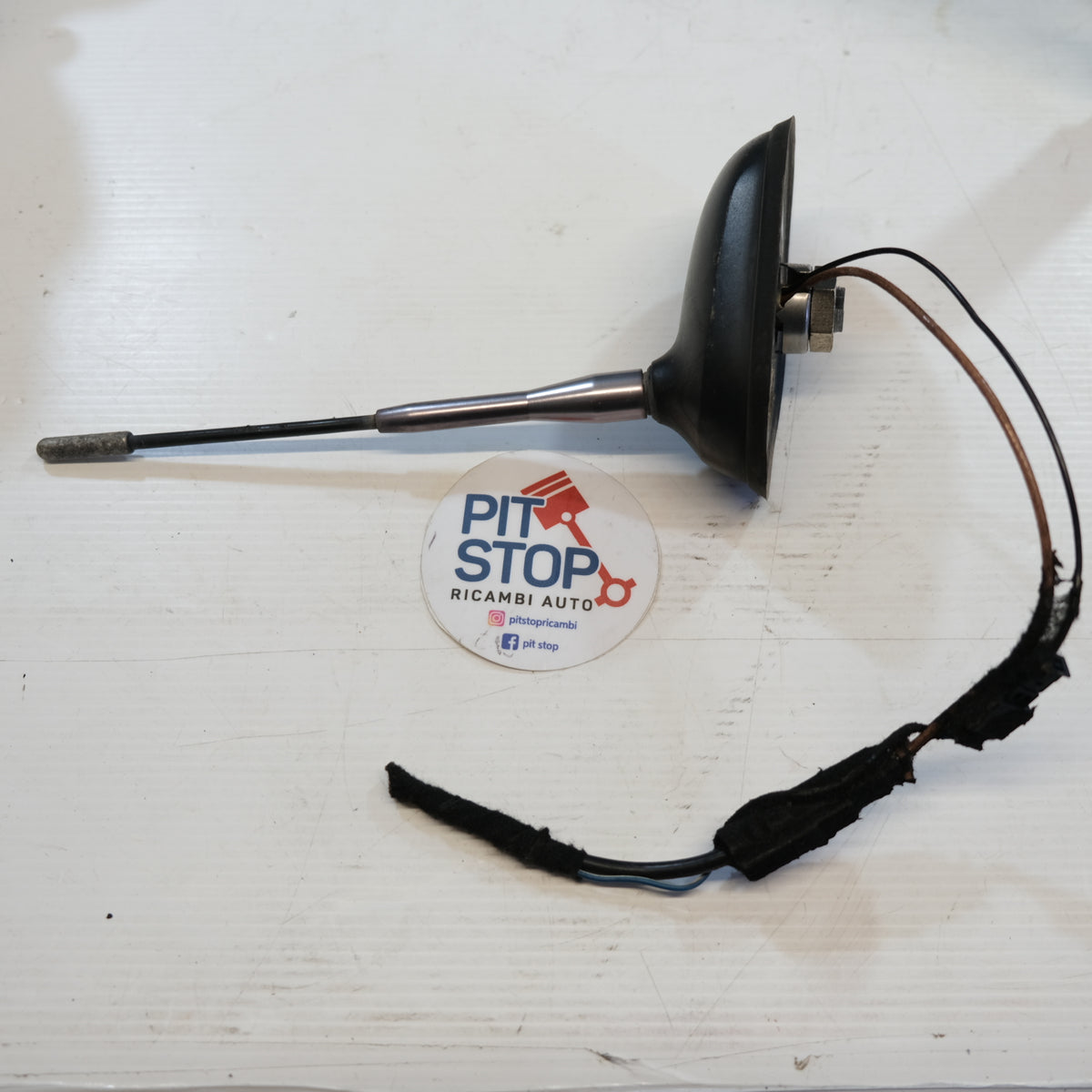 a1698202675 BASE ANTENNA TETTO AUTORADIO MERCEDES CLASSE A W169 10S