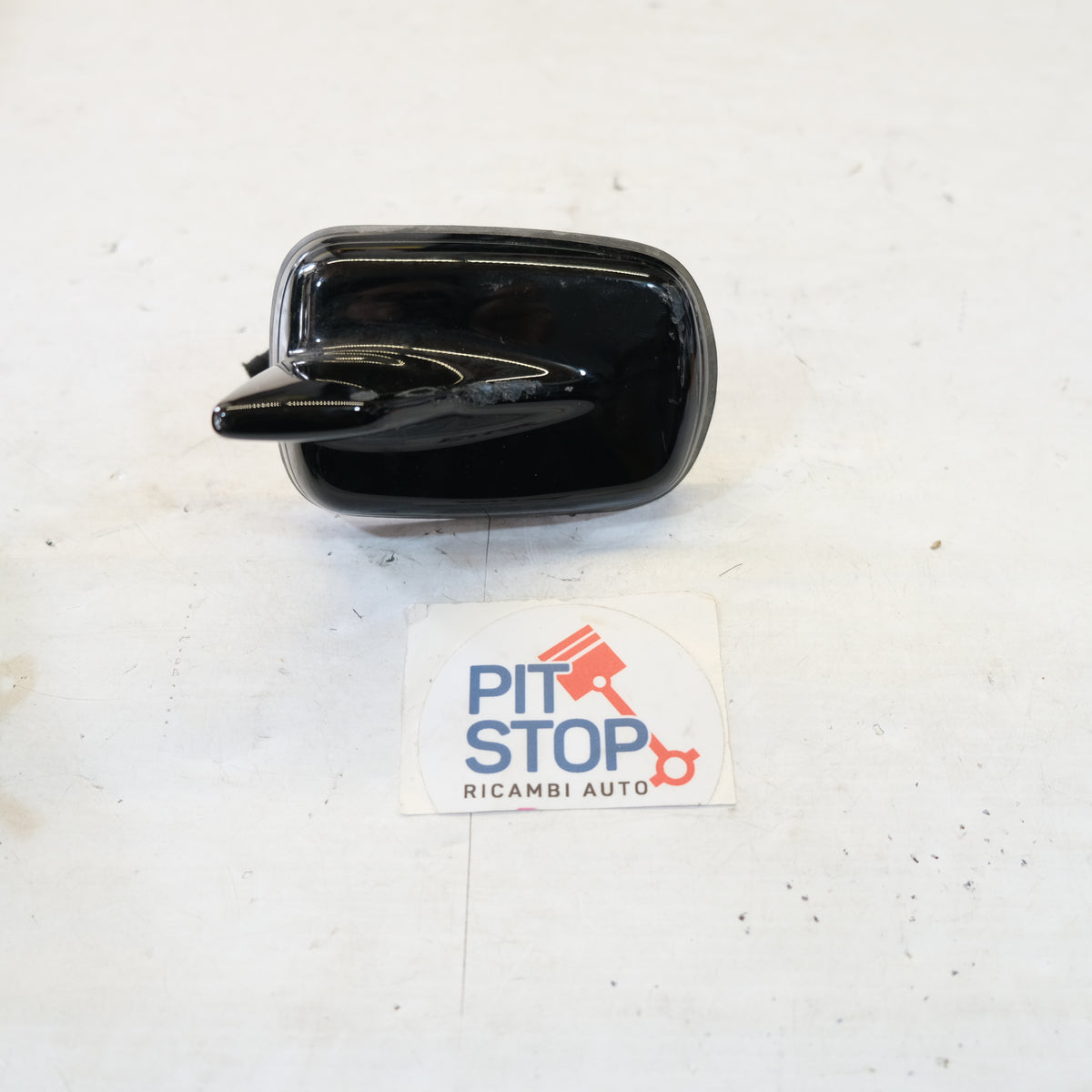 4n0035503dc ANTENNA TETTO AUDI RSQ8 2018 10G