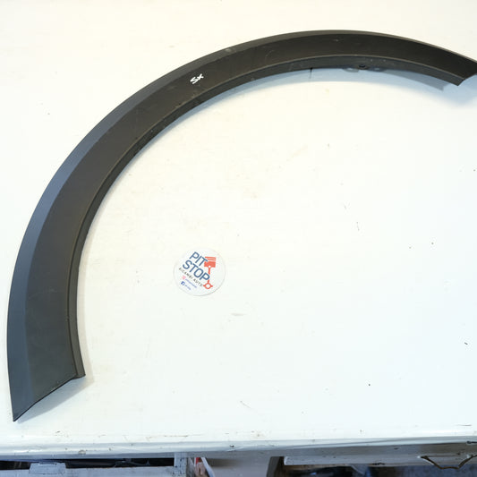 788A36645R ARCO MODANATURA PARAFANGO POST SX DACIA Sandero 2021> BX51