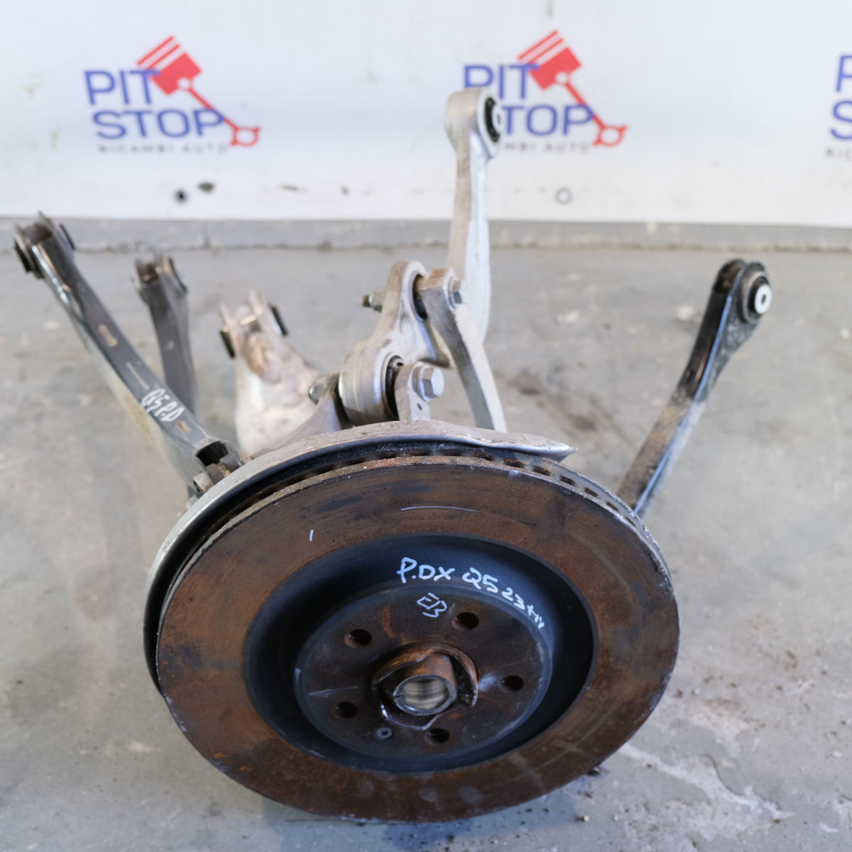 80A505432G MONTANTE SOPSENSIONE POST. DESTRO AUDI Q5 FYT HYBRID 2022 BX51