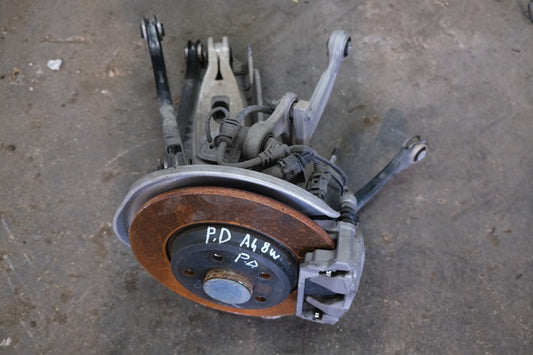 8w0505436t MOZZO MONTANTE ASSALE POST. DX AUDI A4 8W 2016> BX60 BX3