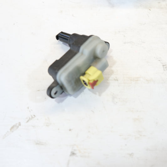 510810773b MOTORINO ATTUATORE SPORTELLINO CARBURANTE VW GOLF 8  2020 10GK