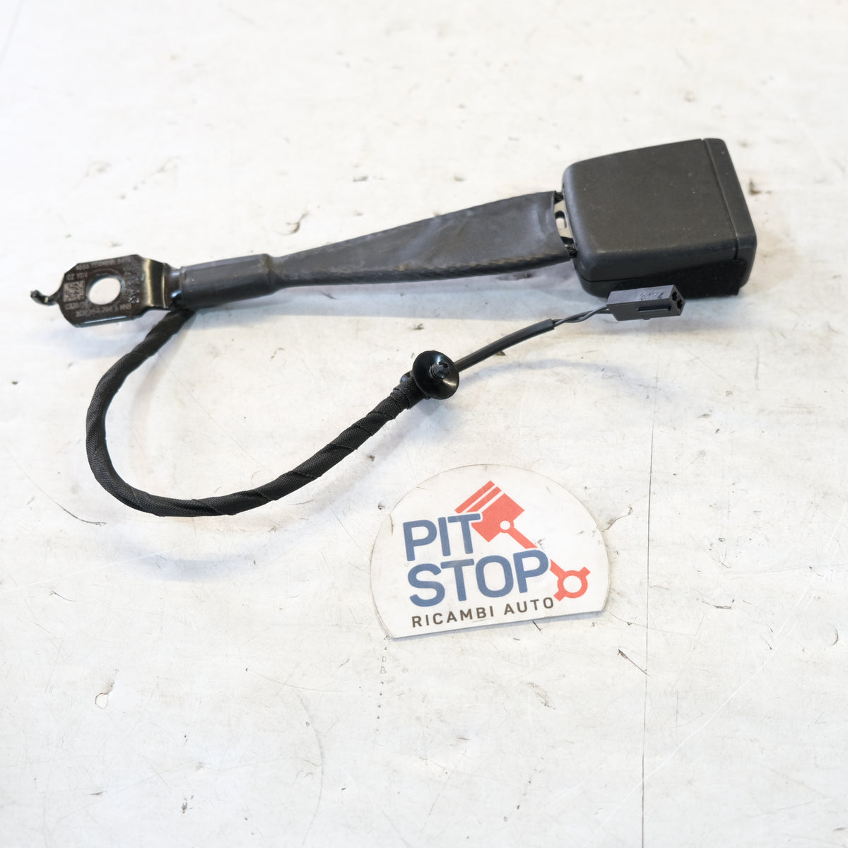 2gm857756a ATTACCO FIBBIA CINTURA DI SICUREZZA ANT. DX VOLKSWAGEN T-CROSS 2019> 12s