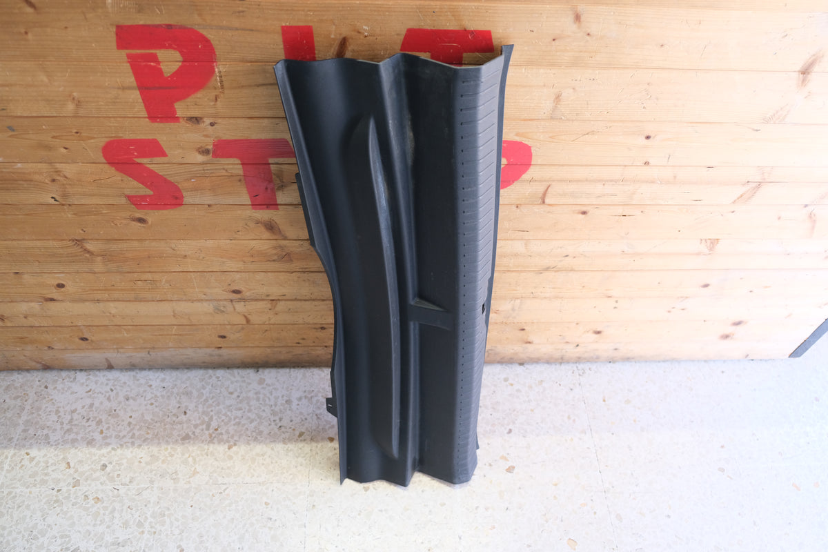 5ff863459c BATTICOFANO BATTIVALIGIA POSTERIORE CUPRA FORMENTOR 2020> 51S