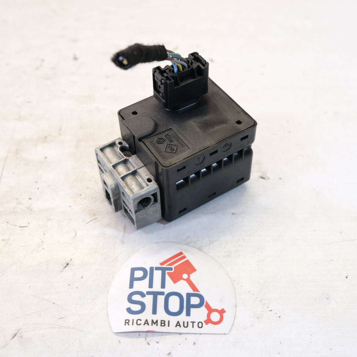 8200604932 BLOCCASTERZO ELETTRICO RENAULT Scenic X MOD (09>) 12s