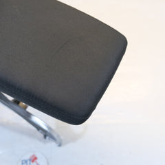 8w0864283e BRACCIOLO CENTRALE IN TESSUTO AUDI A4 8W 2016/2024 BX51S