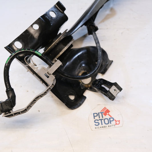 a2473526100 BRACCIO ASSALE POSTERIORE SINISTRO MERCEDES GLA H247 2019> 51S