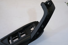 80a867173b BRACCIOLO PANNELLO PORTA ANT. SINISTRO AUDI Q5 SPORTBACK BX51S