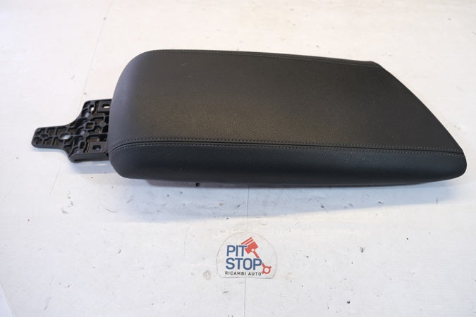 01561323690 BRACCIOLO CENTRALE TUNNEL IN PELLE ALFA ROMEO GIULIA 2016> 12SBAN