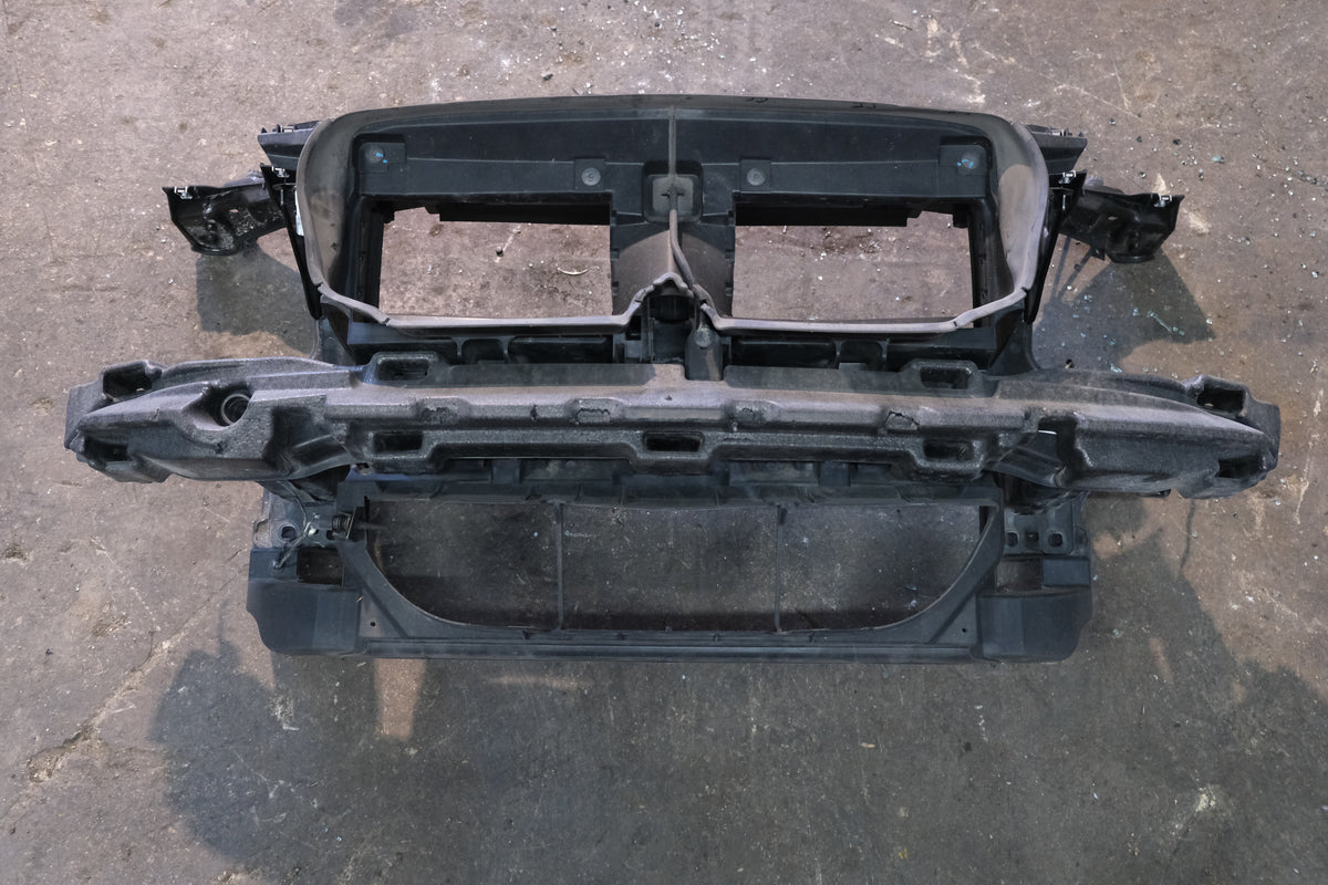 51642990176 CALANDRA RIVENTISMENTO ANTERIORE BMW X1 E84 2009/2015 BX3