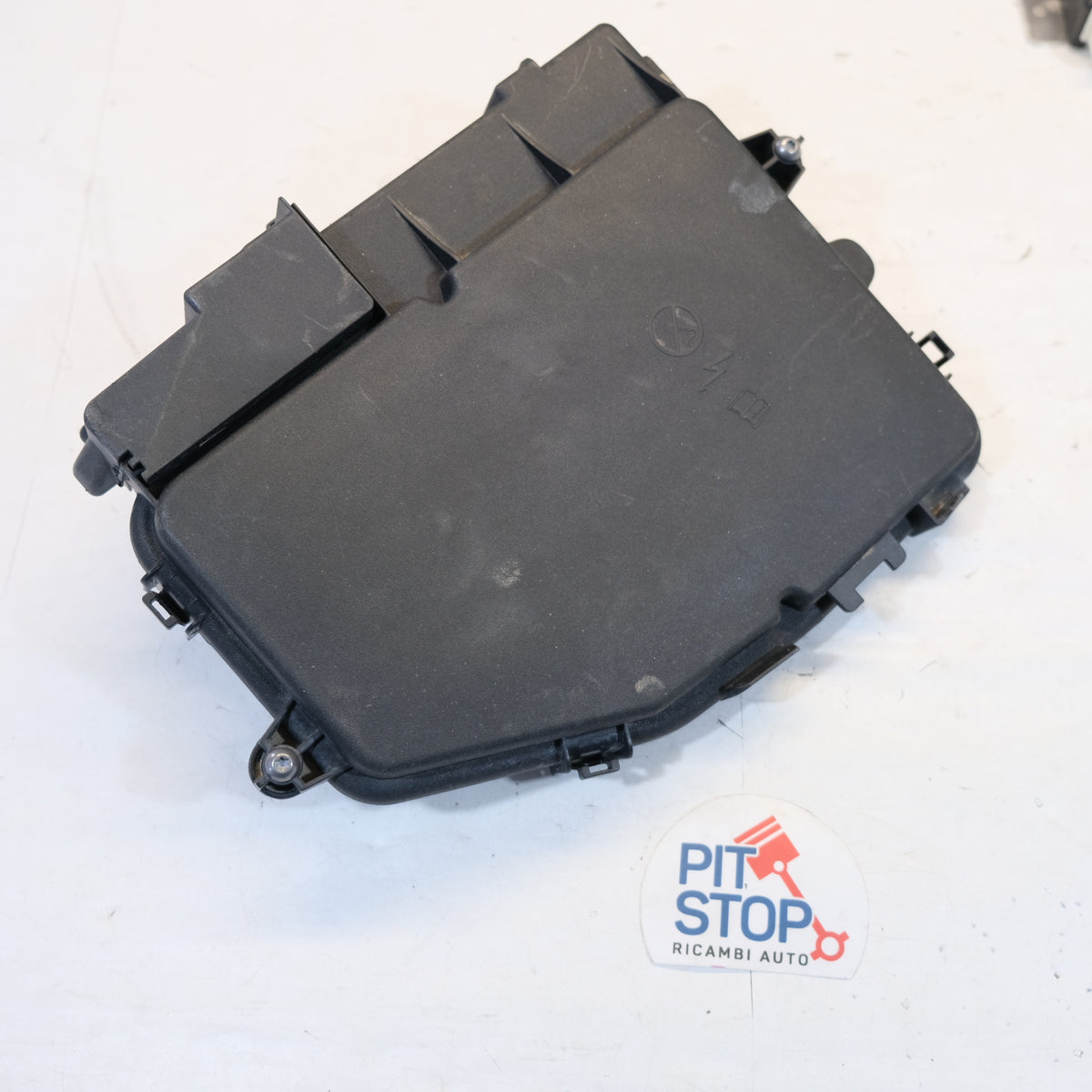 a2475409500 CARTER COPRI CENTRALINA PORTA FUSIBILI MERCEDES GLA H247 12SBANC