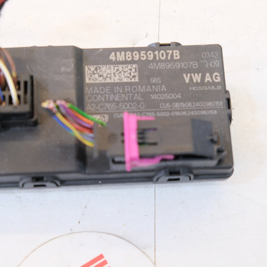 4m8959107b CENTRALINA GESTIONE PORTELLONE POSTERIOPRE AUDI A6 C8 2018> 10S