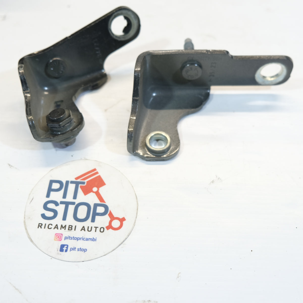 H1BB-A22801-AD CERNIERA PORTA ANTERIORE SINISTRA FORD KUGA III 2020> 12G