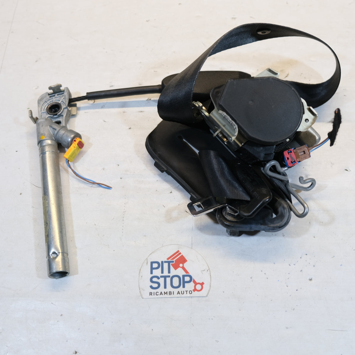 868840015R CINTURA DI SICUREZZA ANTERIORE DX RENAULT SCENIC III X-MOD 12S