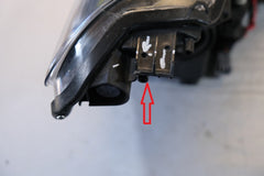 811700DA50 FARO SX FANALE ANTERIORE SINISTRO TOYOTA Yaris Serie  (14>16) 12G