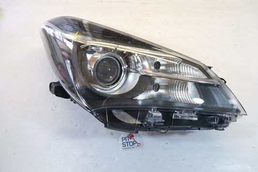 811300DA40 FARO DESTRO FANALE DX TOYOTA YARIS III REST P13 2014 10GPULSVA