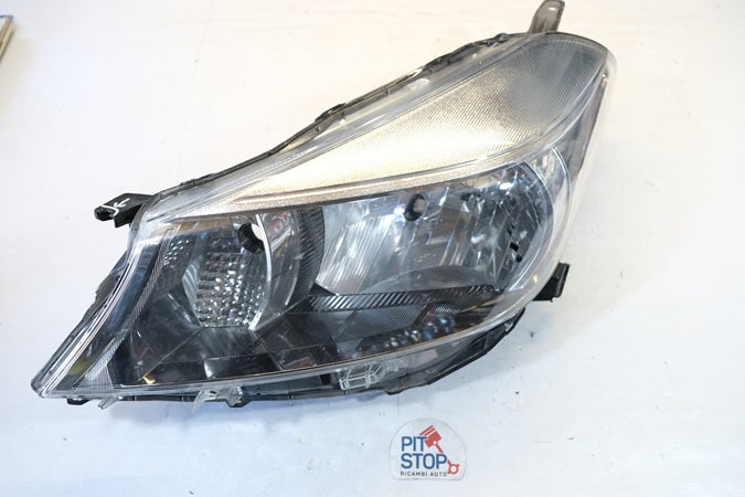 811700D450 FARO FANALE ANTERIORE SINISTRO SX TOYOTA Yaris (11>13) 10gesp