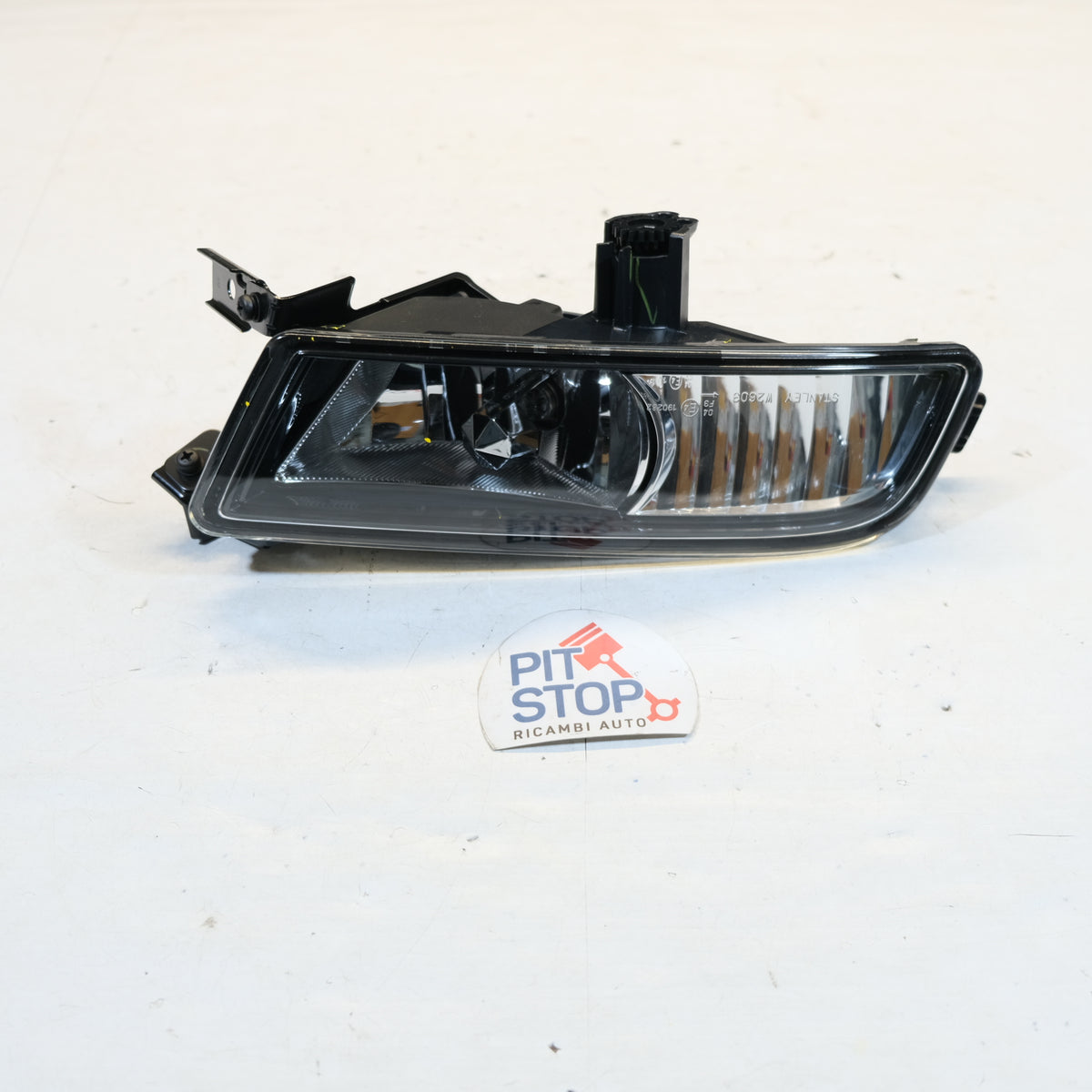 33900TFAT01 PROIETTORE FENDINEBBIA DESTRO DX HONDA CR-V 2015-2016 12S