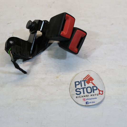 4k8857739an FIBBIA ATTACCO CINTURA DI SICUREZZA AUDI A6 C8 2020 12S