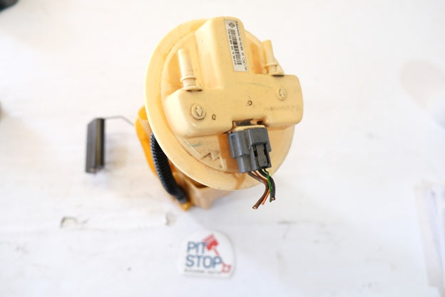 172020299r POMPA CARBURANTE CON GALLEGGIANTE RENAULT CLIO 4a Serie 07/12>12/16< 1.5 dCi 55Kw 10s