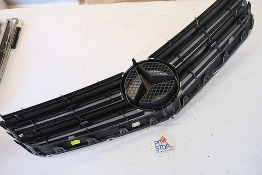 a2078880183 GRIGLIA PARAURTI ANTERIORE LOGO MERCEDES CLASSE C W204 2008 12G