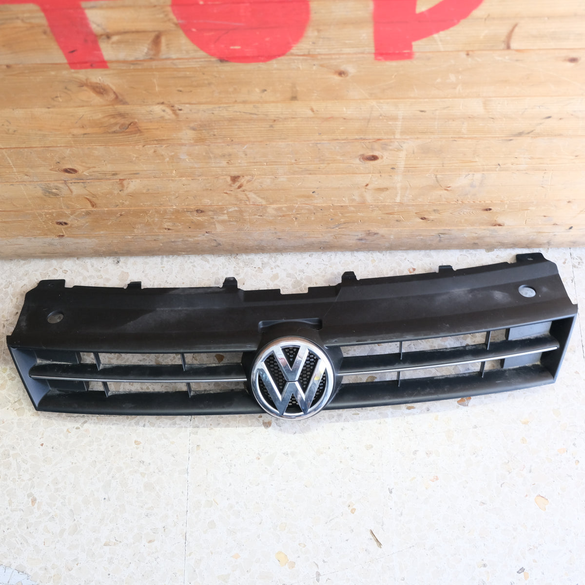 6r0853651 GRIGLIA PARAURTI ANTERIORE VW POLO 6R 2009> BX51