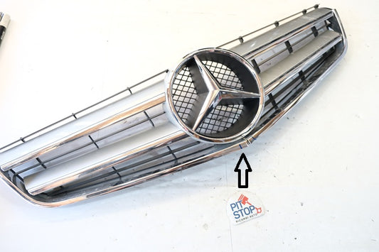a2078880183 GRIGLIA PARAURTI ANTERIORE LOGO MERCEDES CLASSE C W204 2008 12G