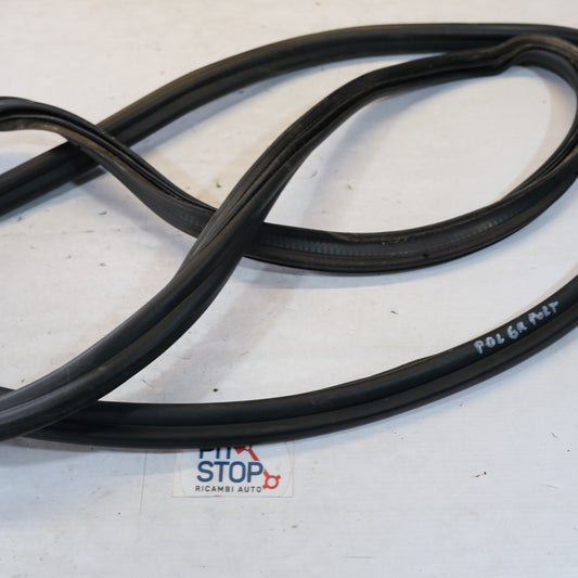 GUARNIZIONE PORTELLONE COFANO POSTERIORE VW POLO 6R 6C 2009/2017 12G