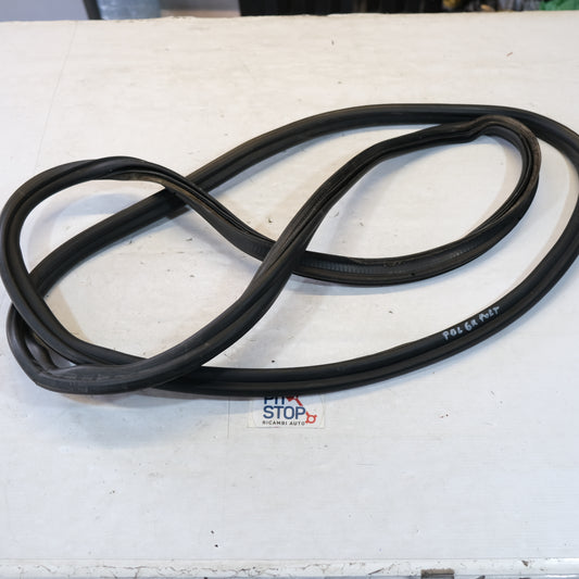 GUARNIZIONE PORTELLONE COFANO POSTERIORE VW POLO 6R 6C 2009/2017 12G