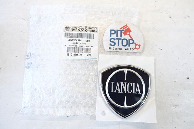 FREGIO LOGO STEMMA POSTERIORE LANCIA YPSILON DAL 2006 > MUSA 2007/2012 10g