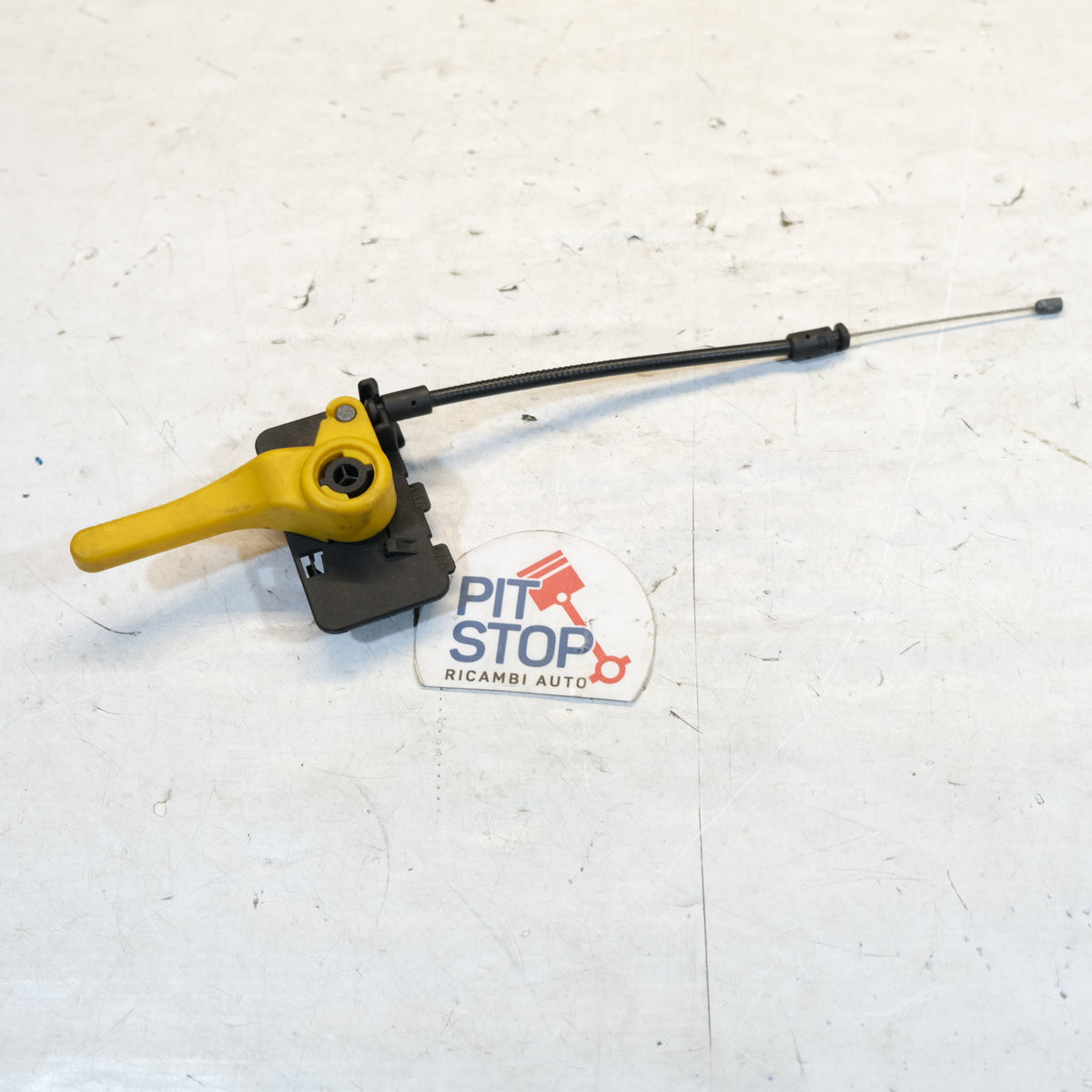 gn15-16700 MANIGLIA APERTURA COFANO ANTERIORE FORD ECOSPORT 2012> 12G