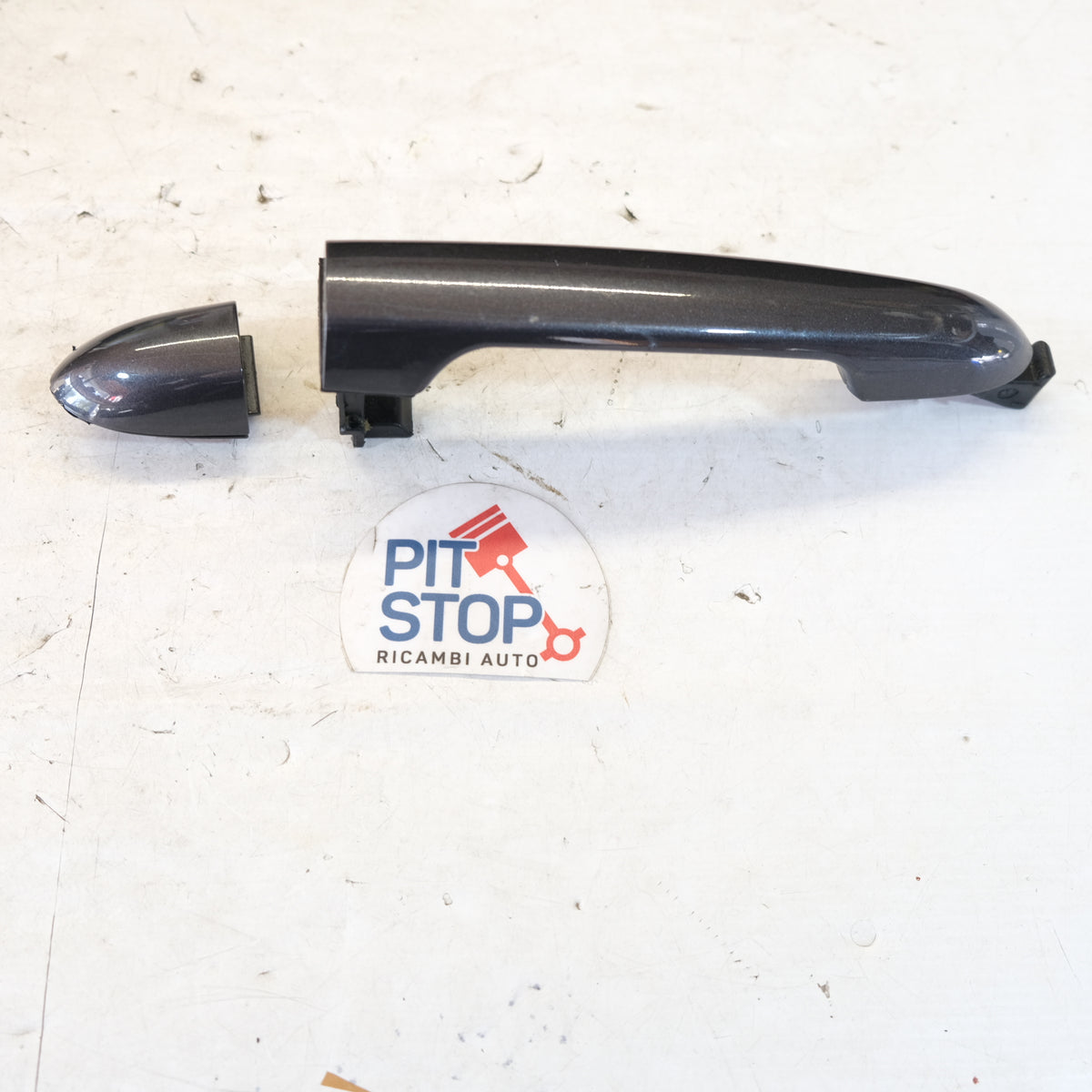 826511W010 MANIGLIA ESTERNA PORTA ANTERIORE / POST DESTRA KIA RIO 2011/2017 12G