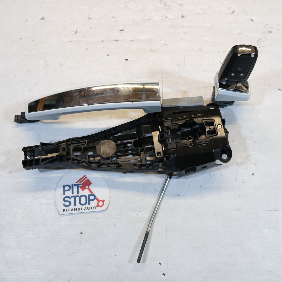 MANIGLIA ESTERNA ANTERIORE SINISTRA CON CHIAVE OPEL INSIGNIA A 2009> 12G