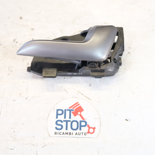 83620-1W010 MANIGLIA INTERNA PORTA ANTERIORE / POSTERIORE DESTRA KIA RIO 2011/2017 12g