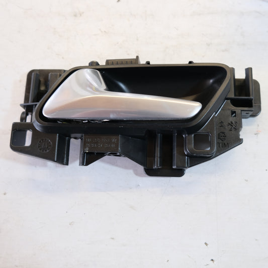 98201553 REAR LEFT INTERNAL HANDLE PEUGEOT 3008 SERIES (16) B 1366198