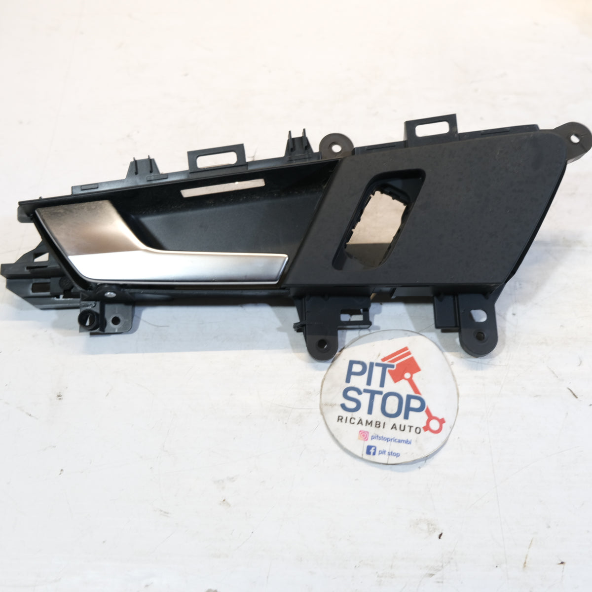 80A837019 MANIGLIA INTERNA PORTA ANTERIORE SINISTRA AUDI Q5 FYT 2017> 12G