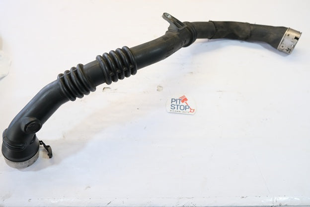 144604599r TUBO MANICOTTO INTERCOOLER RENAULT CLIO CAPTUR 07/12>12/16< 1.5 dCi 55Kw 10S