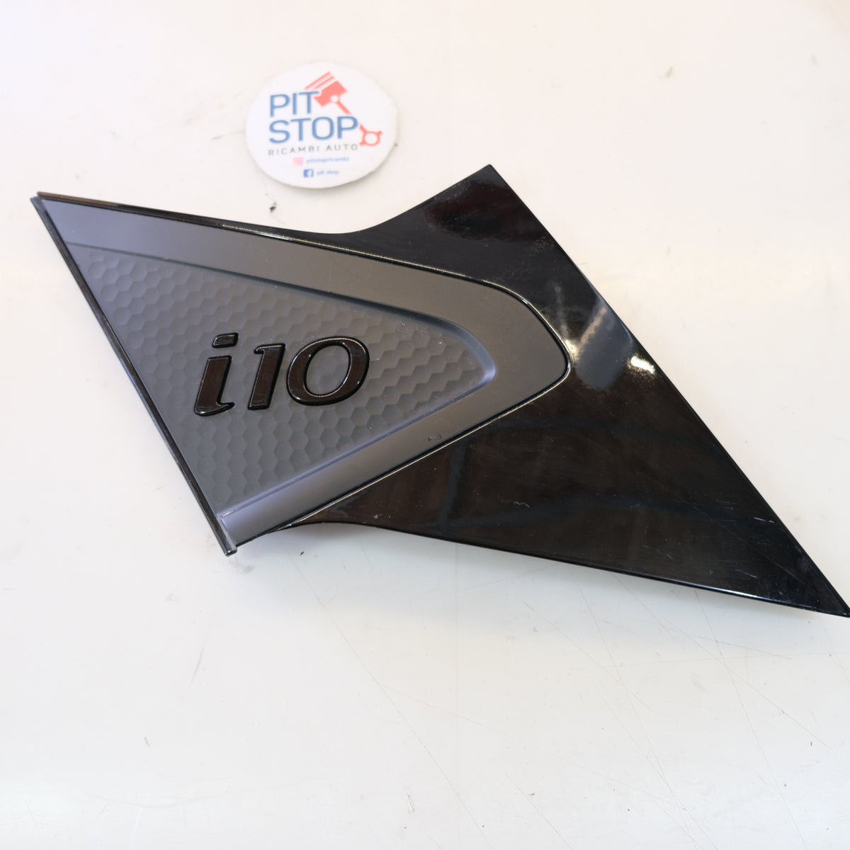 MODANATURA ESTERNA MONTANTE POSTERIORE SX HYUNDAI i10 2019> bxboccaria