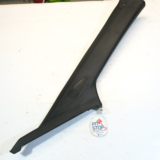 89a867234c MONTANTE PIANTONE ANTERIORE DESTRO DX AUDI Q4 2021> 10S